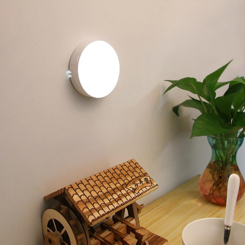 VITAL™ MOTION SENSOR RE-CHARGABLE LIGHT